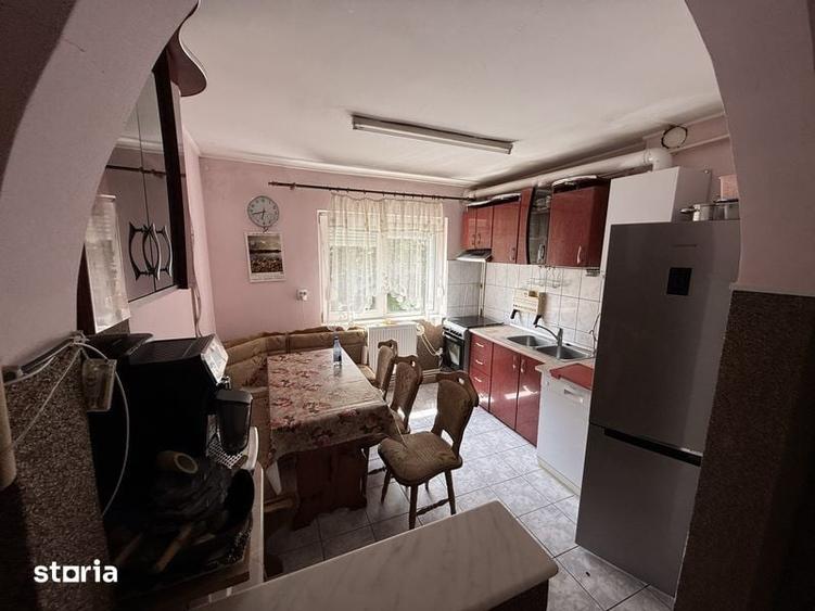 Apartament cu 2 camere semidecomandat în Progresul