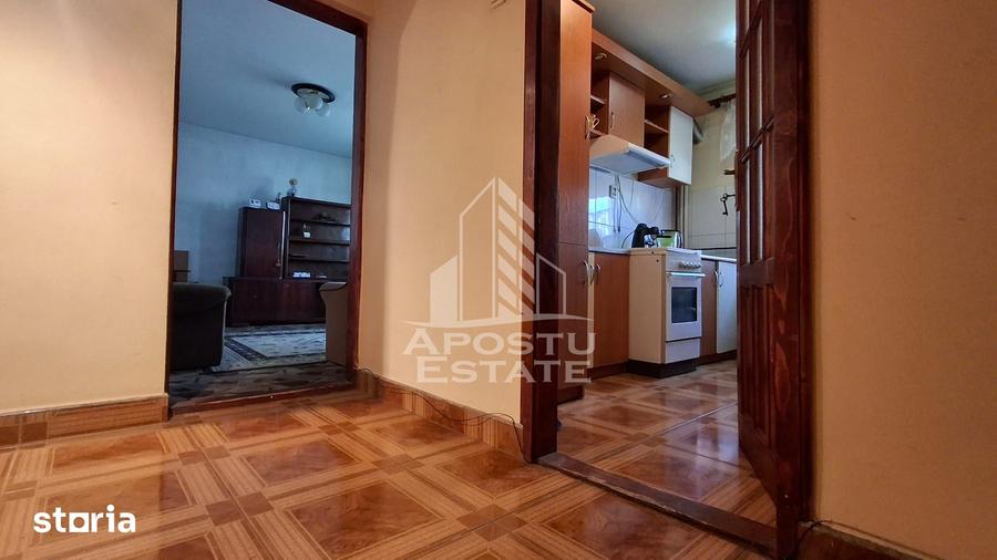 Apartament cu 3 camere în Micălaca