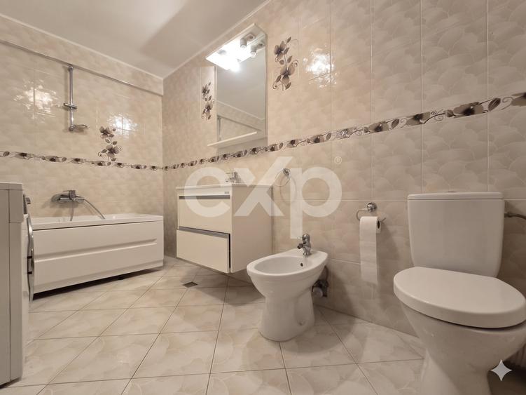 Apartament cu 4 camere decomandat, mobilat în Florești