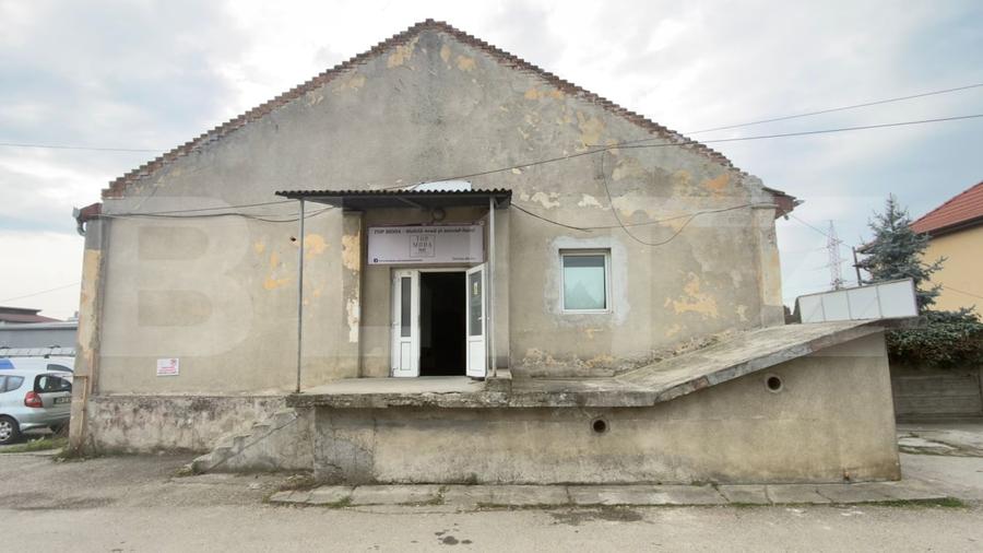 Spațiu comercial, de 600 mp, în Lucian Blaga