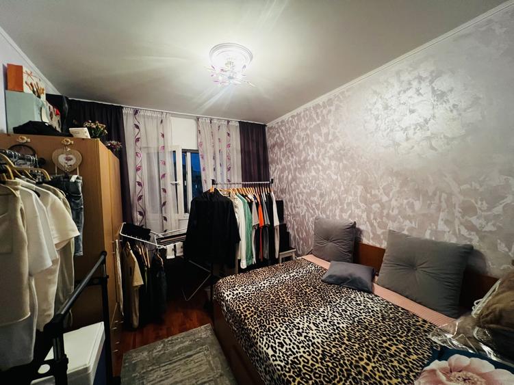 Apartament cu 3 camere decomandat, mobilat în Drumul Taberei