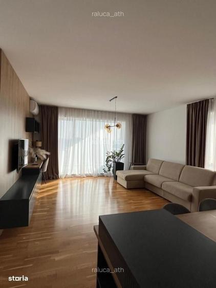 Apartament cu 3 camere semidecomandat în Ciupercenii Noi