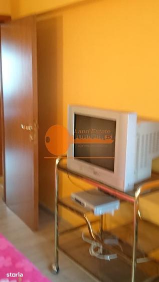 Apartament cu 3 camere în Grivița