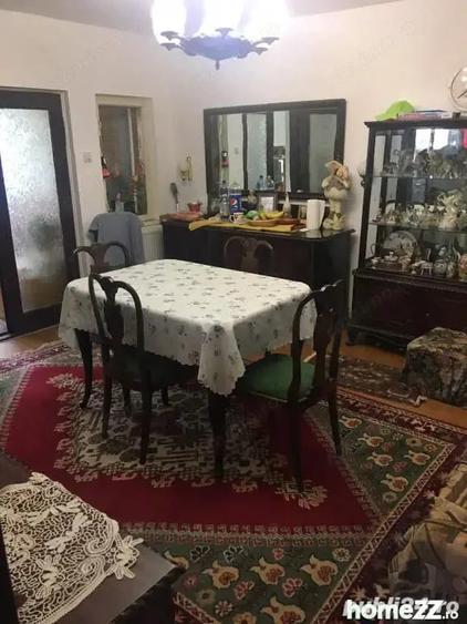 Casă cu 5 camere cu Teren 422 Mp în Zamora