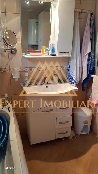 Casă cu 4 camere cu Teren 3500 Mp în Central