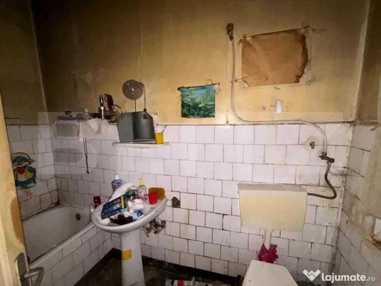 Casă cu 3 camere cu Teren 300 Mp în Șimleu Silvaniei
