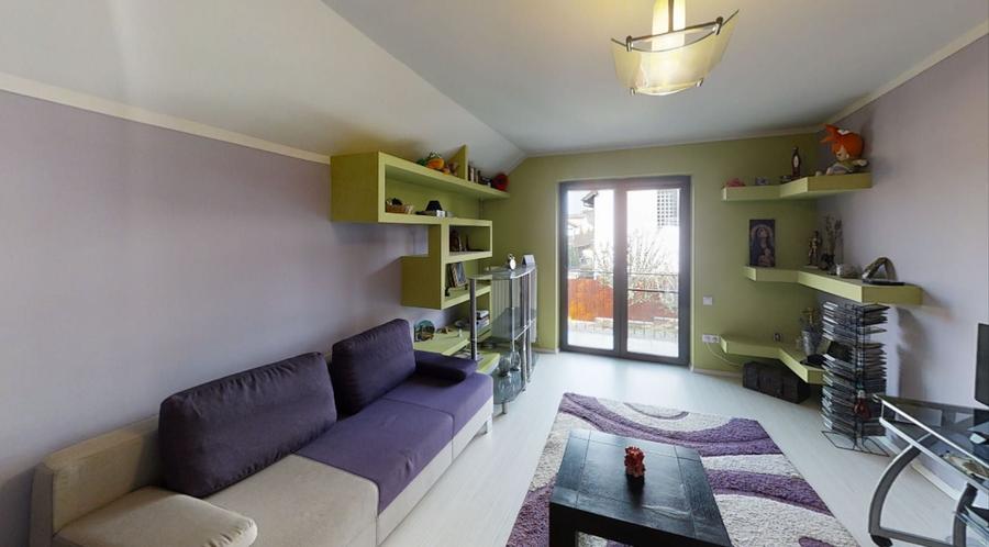 Casă cu 4 camere cu Teren 300 Mp în Corunca