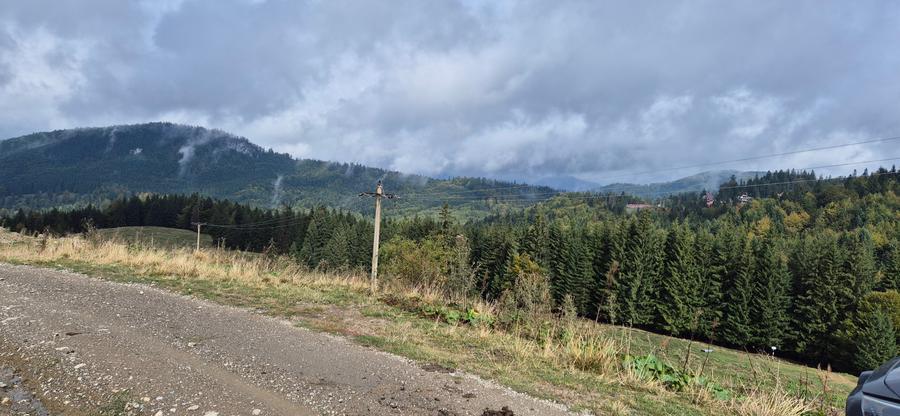 Teren deosebit in cadru de poveste langa cabana Diham, Glajerie - 6