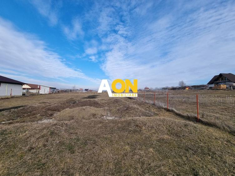 Teren Construcții intravilan de 954 mp, în Periferie