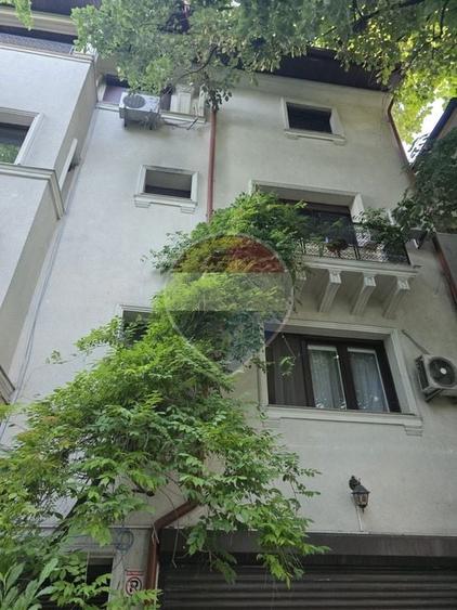 Proprietate unică formată din doua apartamente vila B-dul Primaverii - 19