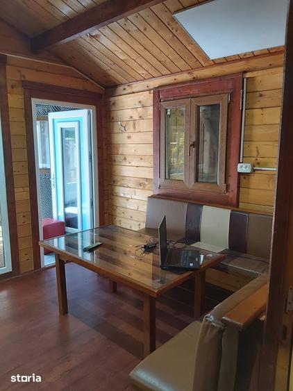Casă cu 4 camere cu Teren 600 Mp în Ostroveni