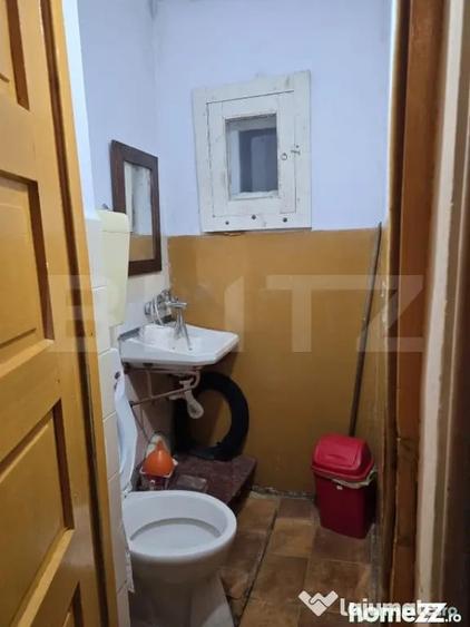Casă cu 2 camere cu Teren 579 Mp în Semicentral