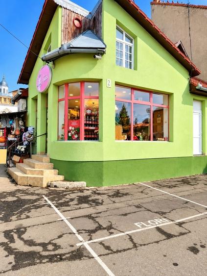 Spațiu comercial, de 55 mp, în Central