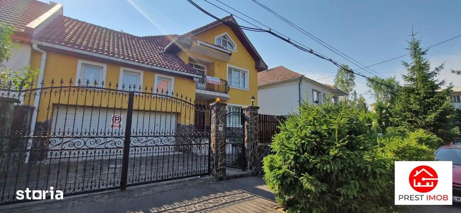 Casă cu 6 camere cu Teren 435 Mp în Central