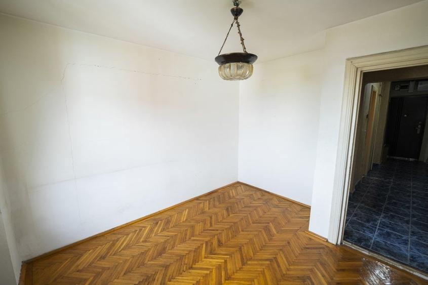 Apartament cu 3 camere decomandat în Ultracentral
