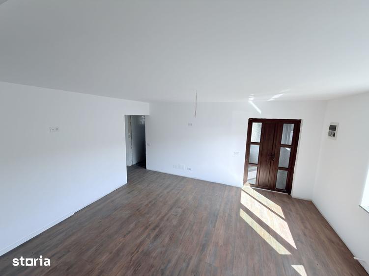 Casă cu 4 camere cu Teren 1300 Mp în Stăuceni