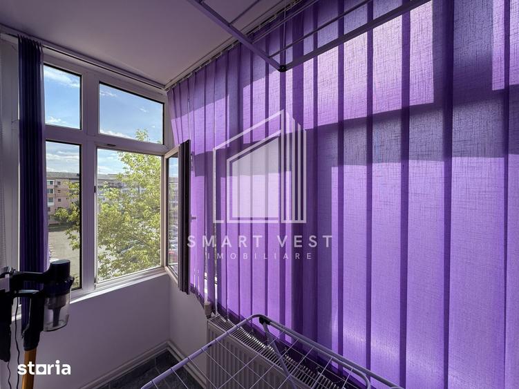 Apartament cu 4 camere decomandat în Micro 16