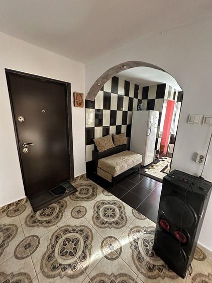 Apartament cu 3 camere decomandat în Iara