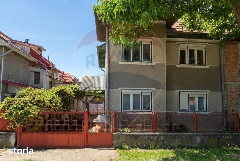Casă cu 4 camere cu Teren 333 Mp în Mihai Viteazu