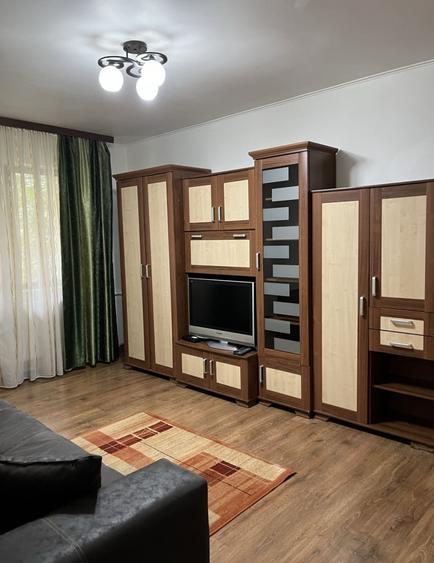 Garsonieră decomandată în Tătărași