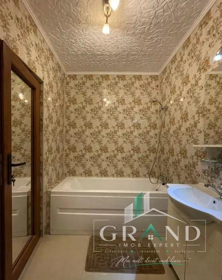 Apartament cu 3 camere semidecomandat, mobilat în Dâmbul Rotund