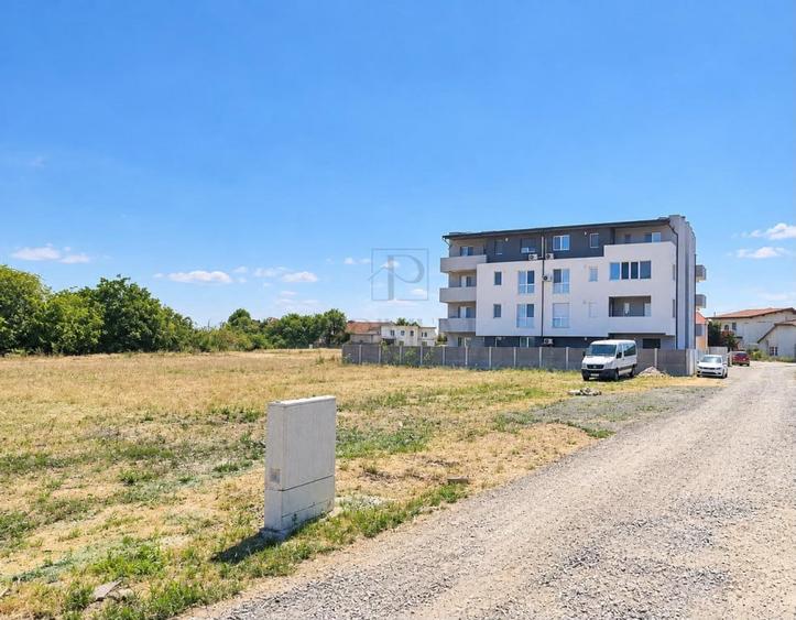 Teren de 812 mp, în Giroc
