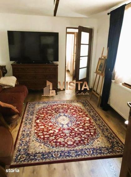 Casă cu 5 camere cu Teren 490 Mp în Vulcan