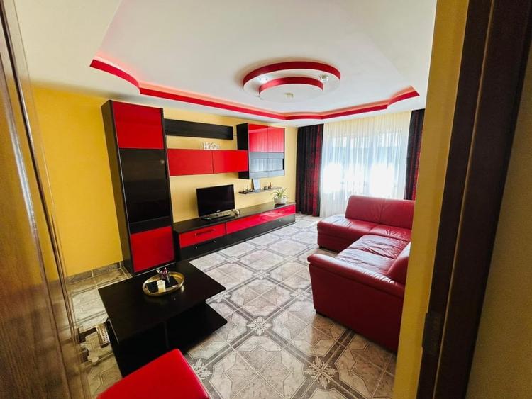 Apartament cu 2 camere decomandat, mobilat în 1 Mai