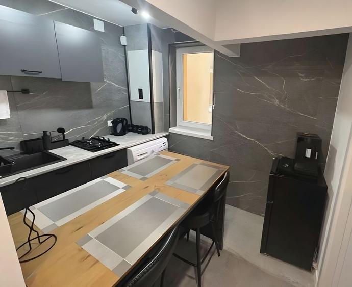 Apartament cu 2 camere în Cetate