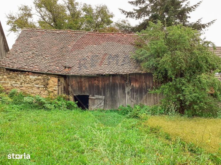 Casă cu 4 camere cu Teren 1345 Mp în Bruiu