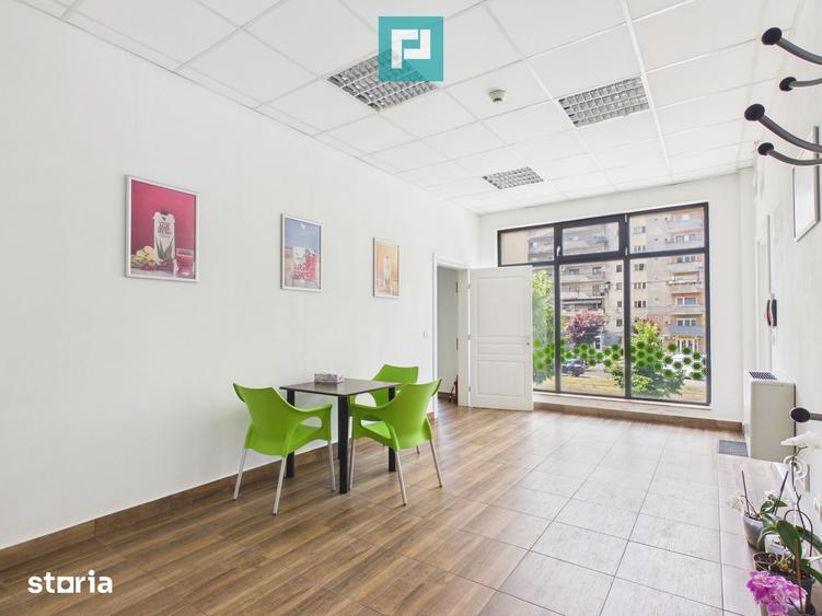 Spațiu comercial, de 80 mp, în Șega