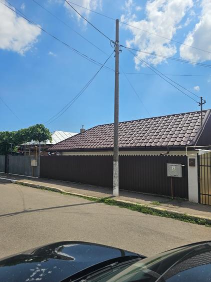 Casă individuală cu 3 camere cu Teren 260 Mp în Brătianu