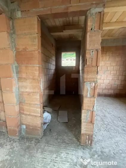 Casa la rosu, la doar 5 km de Bistri?a, intr-o zona lini - 3
