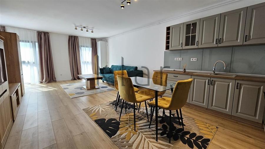 Apartament cu 2 camere semidecomandat, mobilat în Zorilor