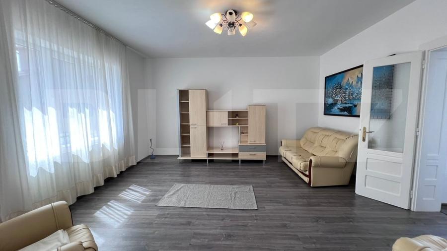 Casă individuală cu 4 camere cu Canalizare în Central