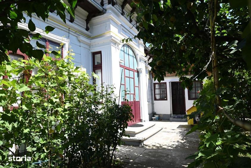 Casă cu 3 camere în Tăbăcari