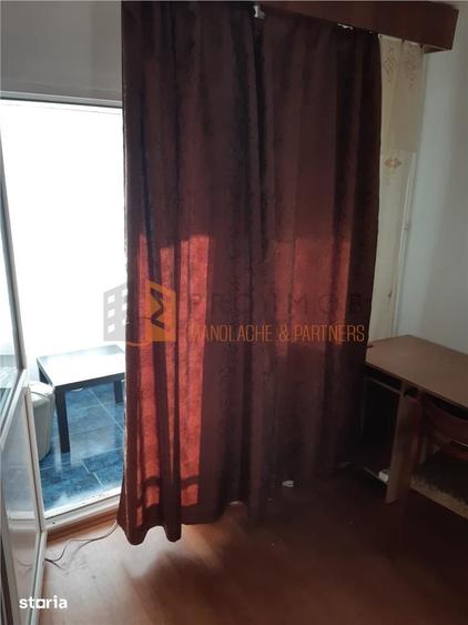 Apartament cu 3 camere decomandat în Dorobanți 1