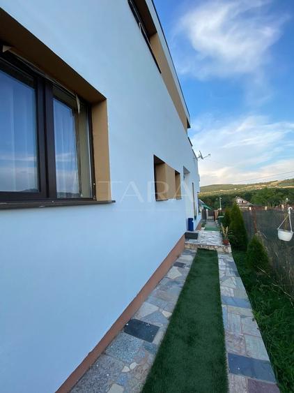 Casă individuală cu 4 camere cu Canalizare în Sălicea