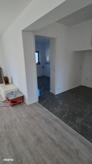 Casă cu 4 camere cu Teren 300 Mp în Ciurea