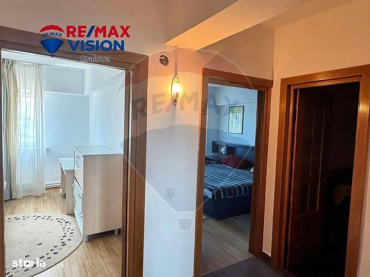 Apartament cu 4 camere de vanzare in zona Central - 10