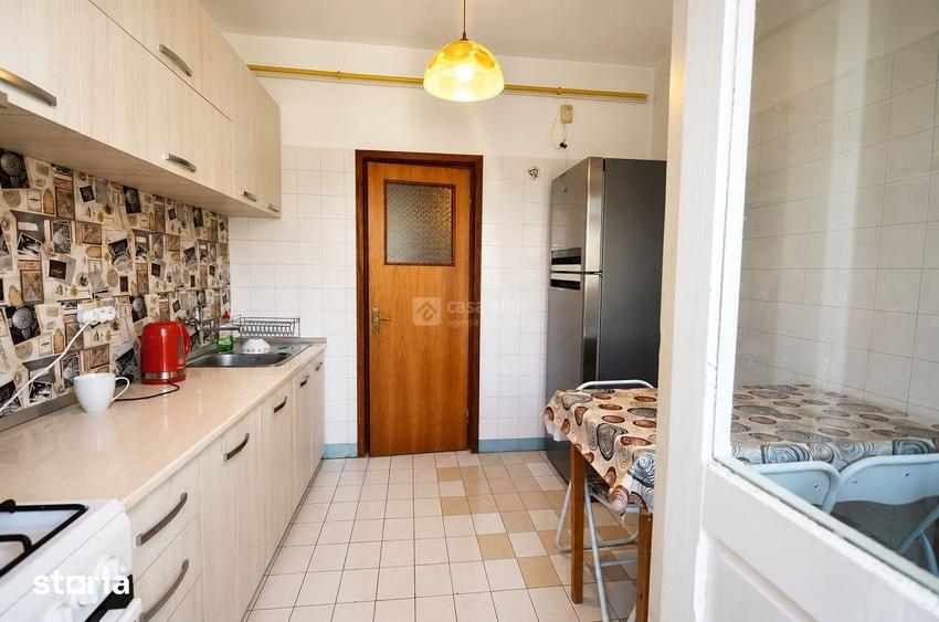 Apartament cu 4 camere decomandat în Gară