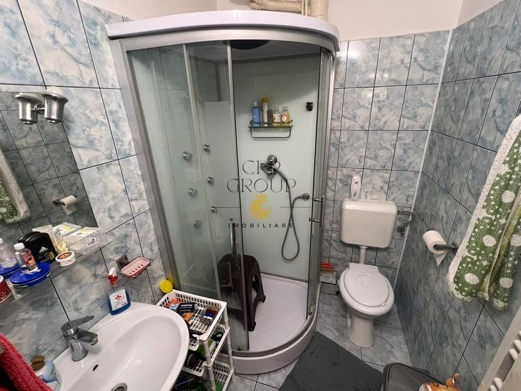 Apartament cu 3 camere, mobilat în Sud