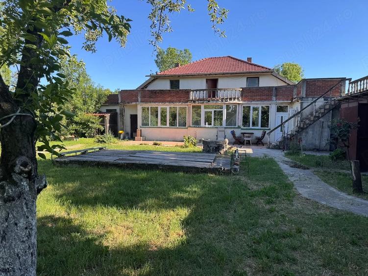 Casă cu 4 camere cu Teren 2041 Mp în Dragșina