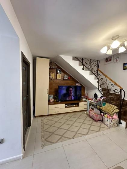 Casă cu 4 camere cu Teren 125 Mp în Bragadiru