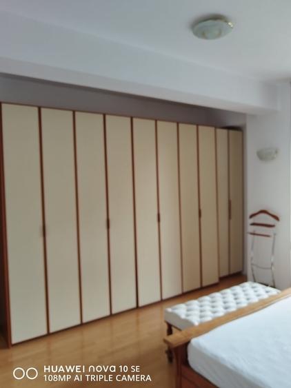 Apartament cu 2 camere semidecomandat în Dorobanți