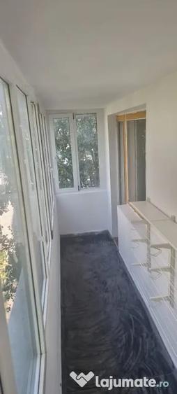 Apartament cu 2 camere semidecomandat în Progresul