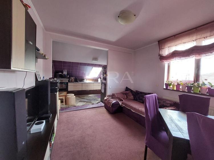 Apartament cu 4 camere semidecomandat, mobilat în Florești — fotografia 2