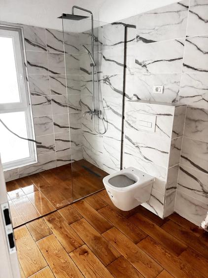 Apartament cu 2 camere decomandat în Lidia
