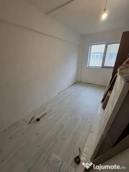 Garsonieră decomandată în Brestei