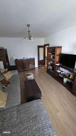 Apartament 2 camere, Aviatiei, etaj 3